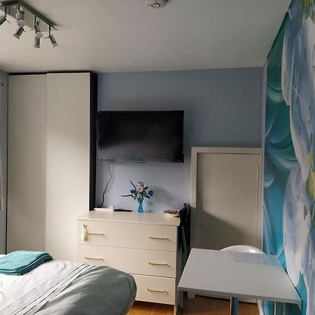Ferienwohnung Self Catering Studio Flat Edinburgh Exterior foto