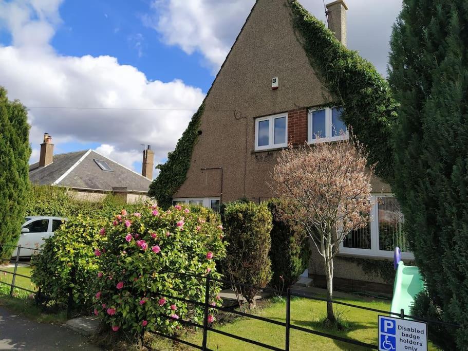 Ferienwohnung Self Catering Studio Flat Edinburgh Exterior foto