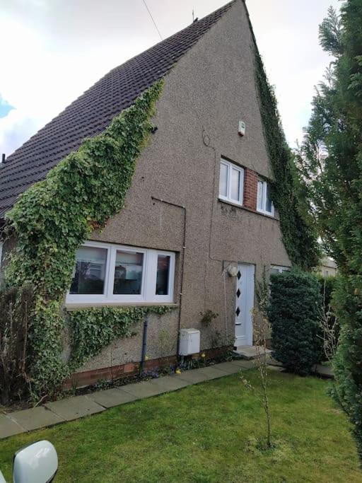 Ferienwohnung Self Catering Studio Flat Edinburgh Exterior foto