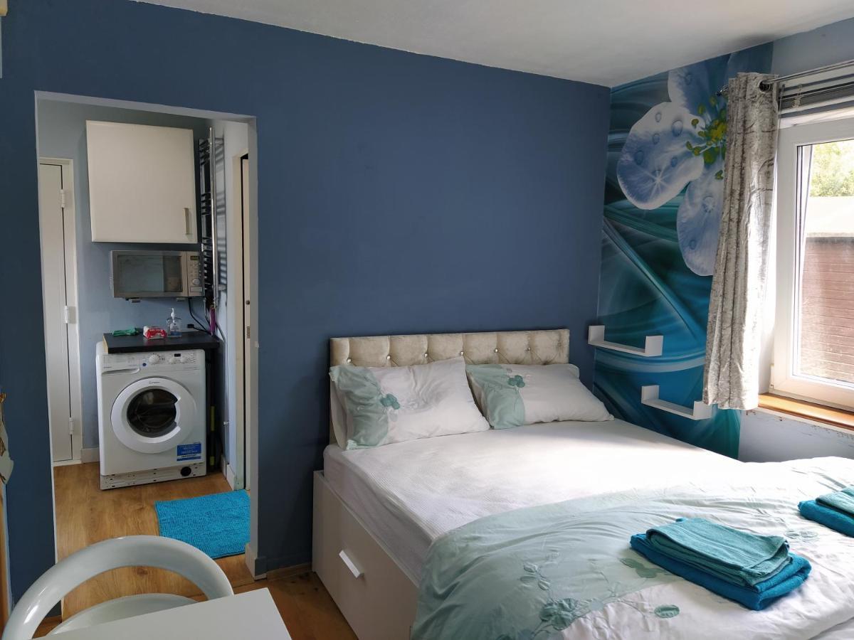 Ferienwohnung Self Catering Studio Flat Edinburgh Exterior foto