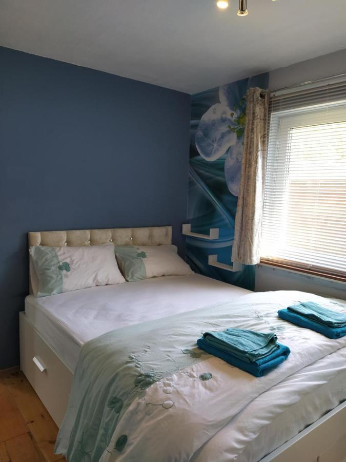 Ferienwohnung Self Catering Studio Flat Edinburgh Exterior foto