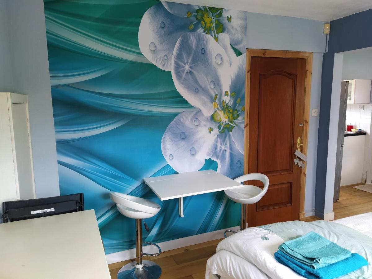 Ferienwohnung Self Catering Studio Flat Edinburgh Exterior foto